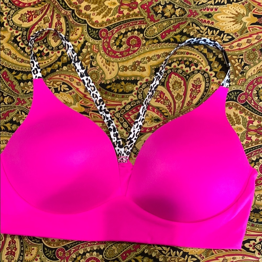 Victoria’s Secret Lightly Plunge Hot Pink Bra 36D NWOT